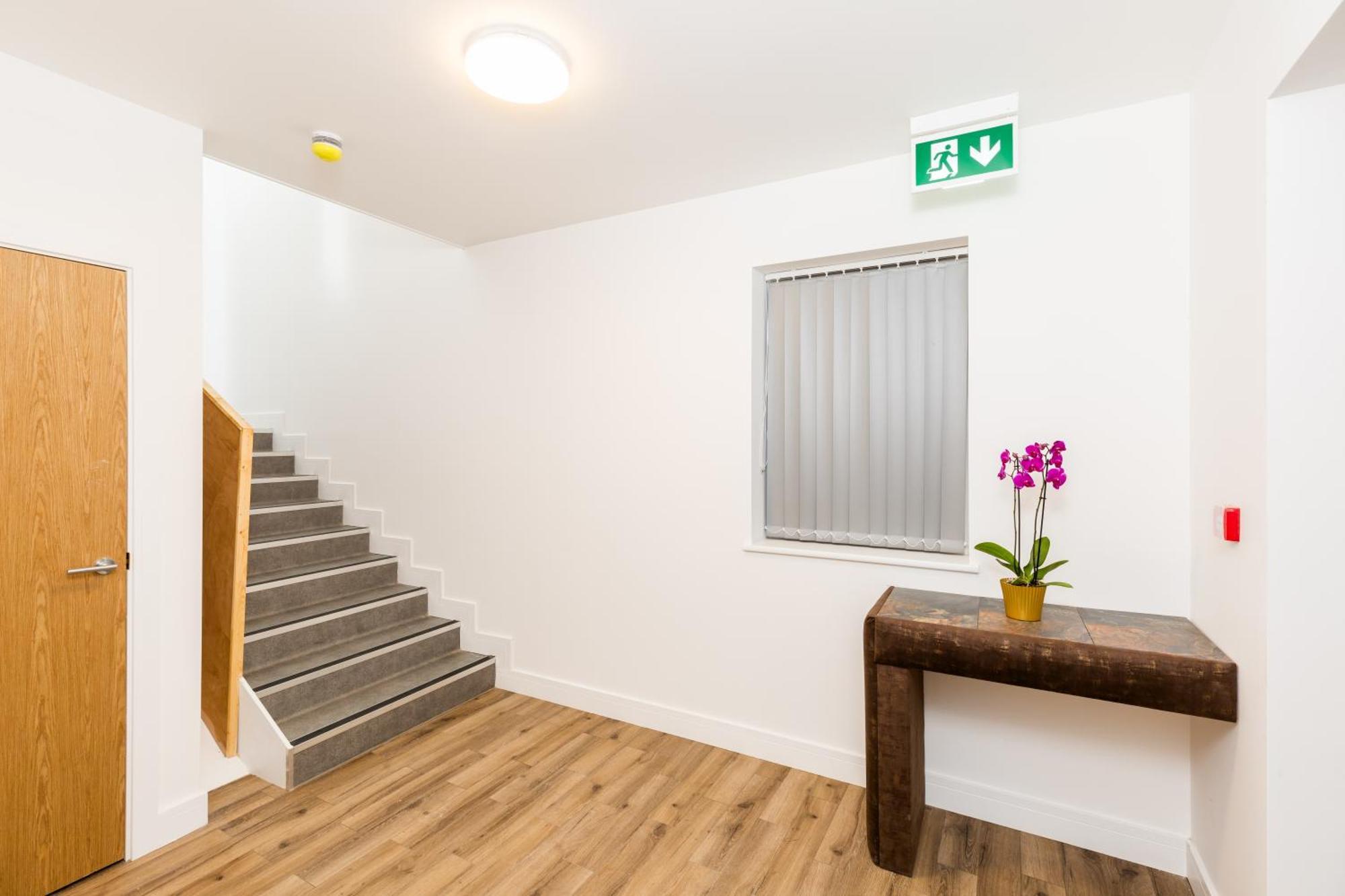 The Suites Inn Hotel Birmingham Merry Hill 브라이얼리 힐 외부 사진