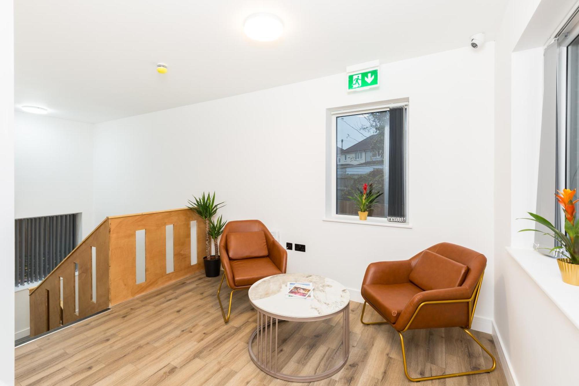 The Suites Inn Hotel Birmingham Merry Hill 브라이얼리 힐 외부 사진